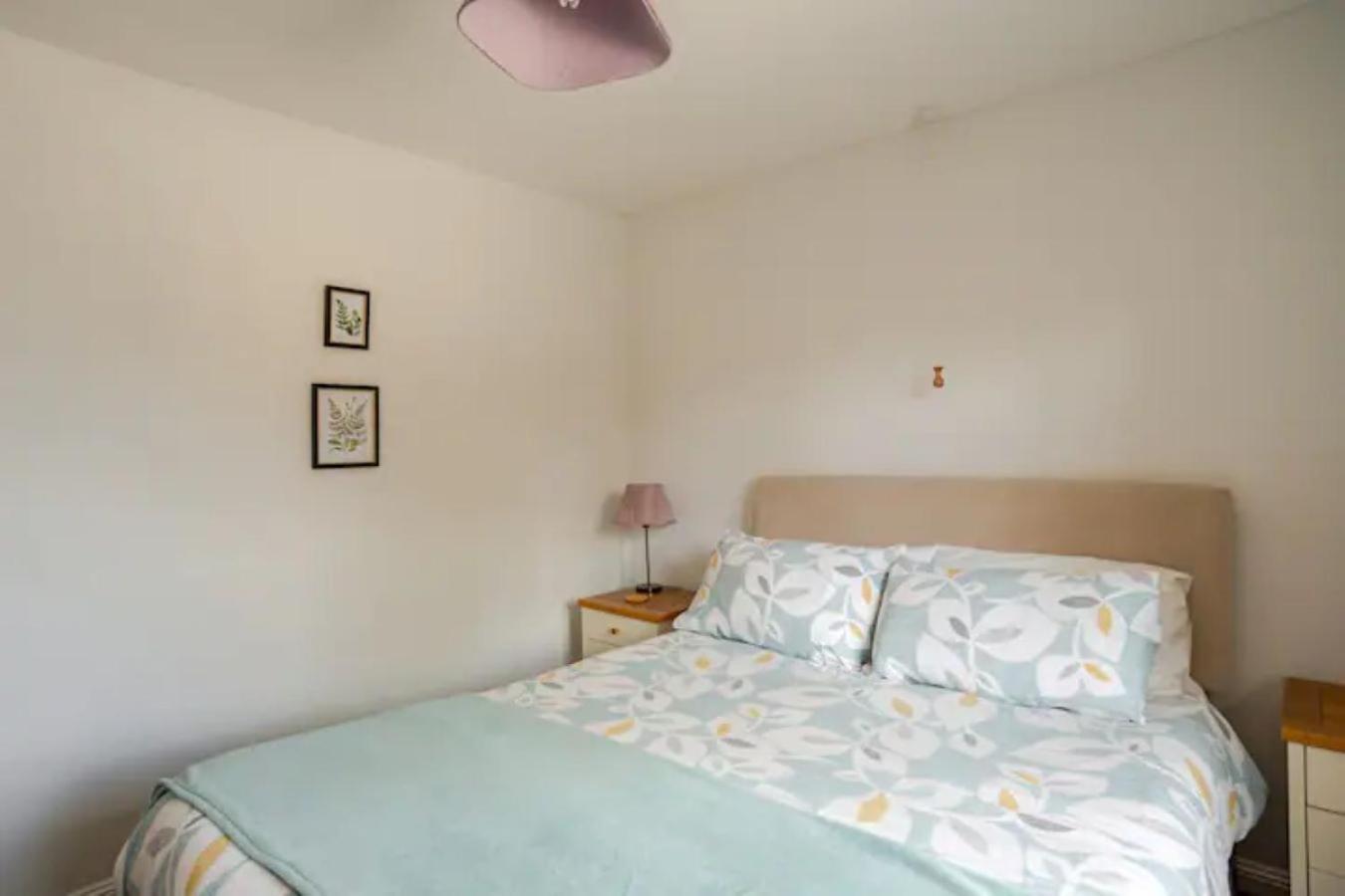 Tanglewood Apartment West Ashton ภายนอก รูปภาพ