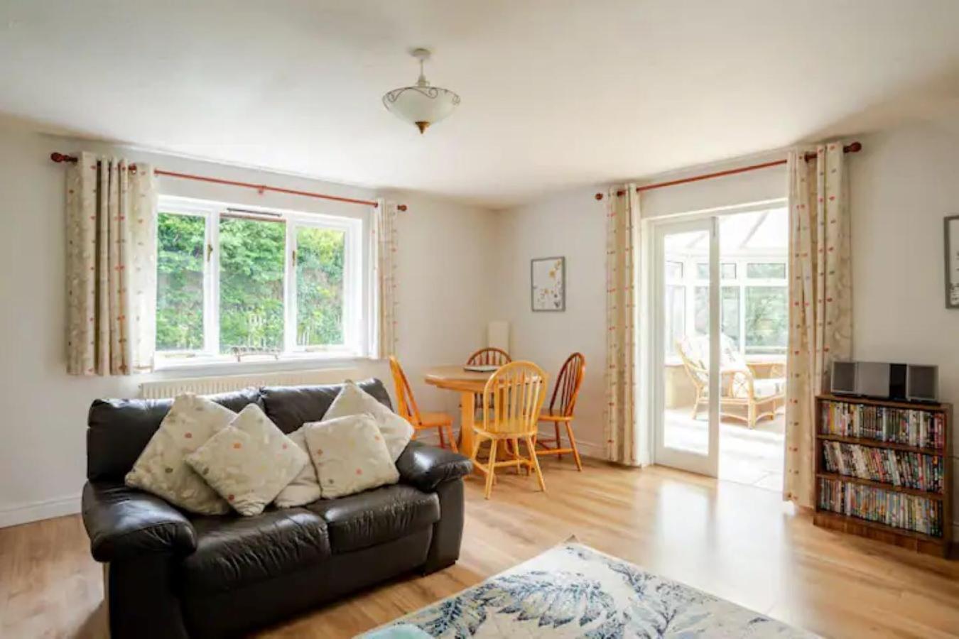 Tanglewood Apartment West Ashton ภายนอก รูปภาพ